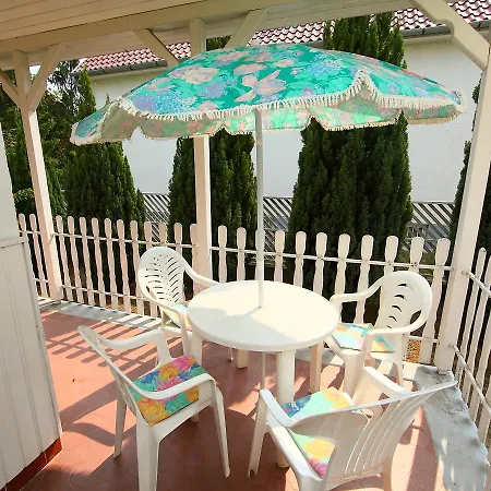 Holiday Balaton H2046 度假居 *