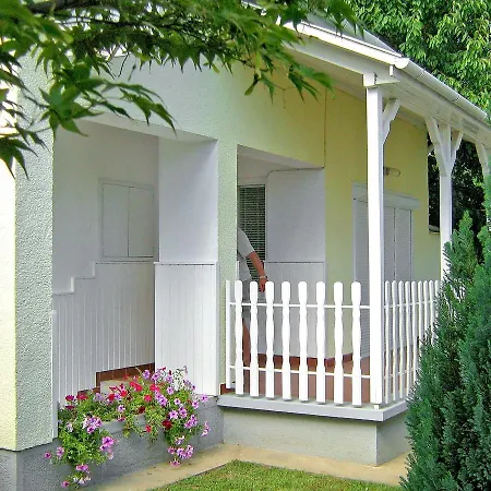 度假居 Holiday Balaton H2046 巴拉顿扎佐